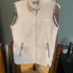 Free Country Cream Fleece Vest